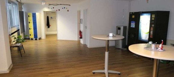 270m² Office in Remscheid, Germany No. 38414 11