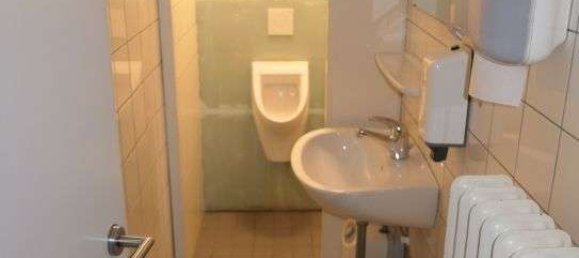 270m² Office in Remscheid, Germany No. 38414 14