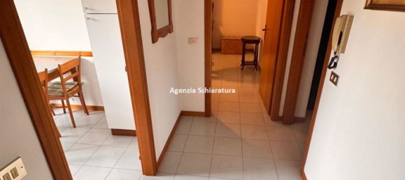 5 bedrooms Apartment in Vallefoglia, Italy No. 317844 9