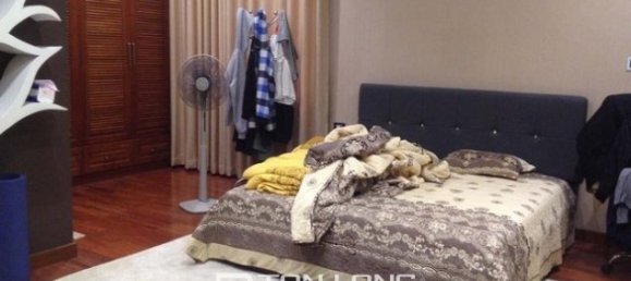 4 bedrooms Apartment in Tay Ho, Vietnam No. 1978 4