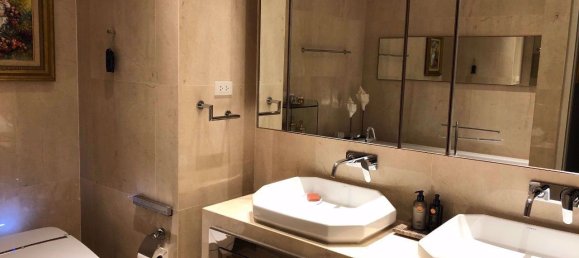 3 bedrooms Condo in Khlong Toei, Thailand No. 4571 11