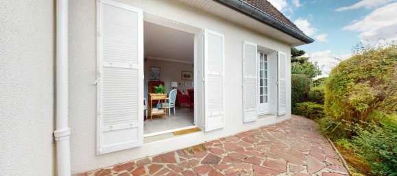 Casa de 3 dormitorios en Bois-d'Arcy, France No. 351390 6