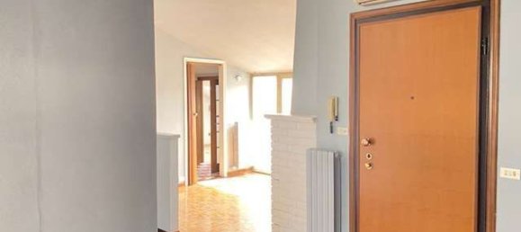 3-salle Appartement à Voghera, Italy No. 125708 5