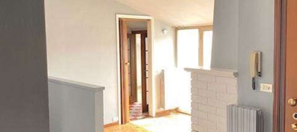 3-salle Appartement à Voghera, Italy No. 125708 2