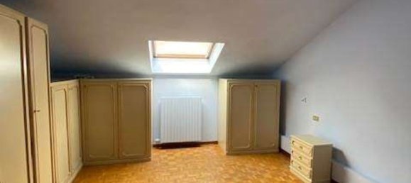 3-salle Appartement à Voghera, Italy No. 125708 11