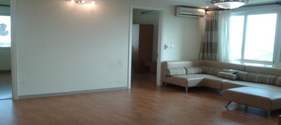 4 bedrooms Apartment in Tay Ho, Vietnam No. 6173 2