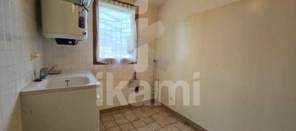 5 bedrooms Villa in Indre, France No. 64483 12