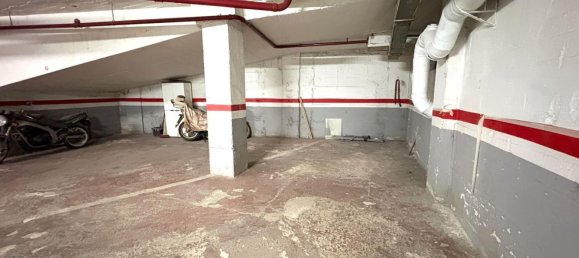 Garaje en Eixample, Spain 38 m² No. 155902 4