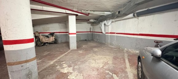 Garaje en Eixample, Spain 38 m² No. 155902 2