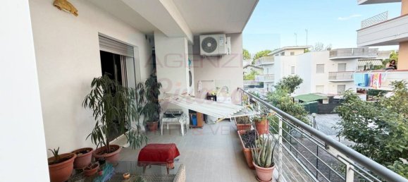 1 bedroom Apartment in Alba Adriatica, Italy No. 309613 6