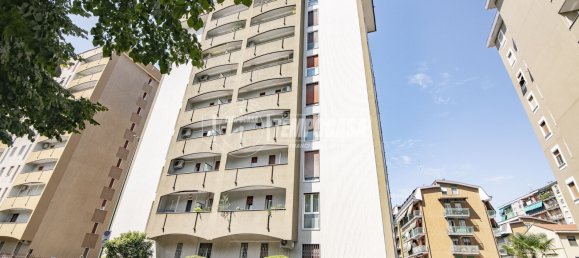 4 rooms Apartment in Sesto San Giovanni, Italy No. 305108 37