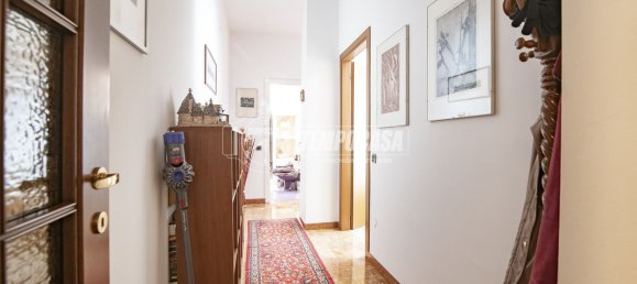 4 rooms Apartment in Sesto San Giovanni, Italy No. 305108 2