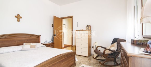 4 rooms Apartment in Sesto San Giovanni, Italy No. 305108 31