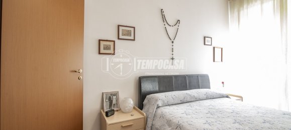 4 rooms Apartment in Sesto San Giovanni, Italy No. 305108 12