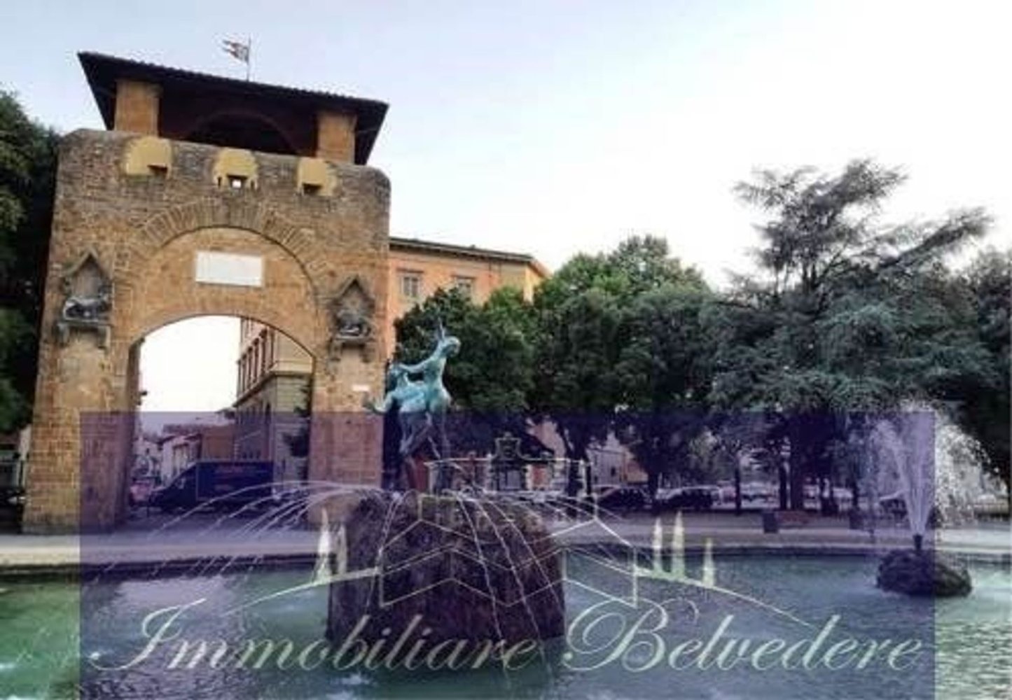 9 rooms Warehouse in Florence, Italy No. 178459