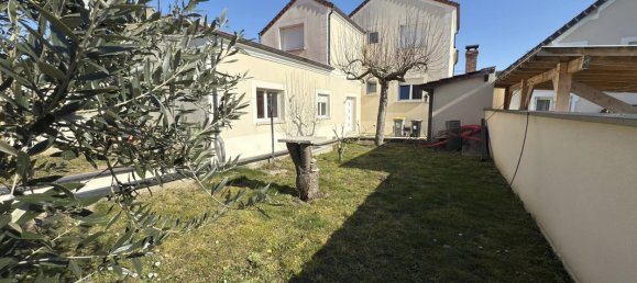 6 bedrooms House in Chelles, France No. 172316 2