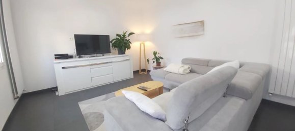 6 bedrooms House in Chelles, France No. 172316 8