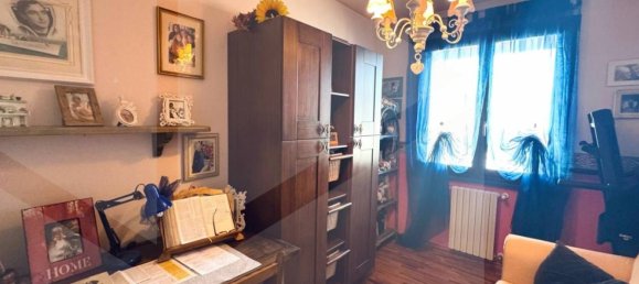 4 rooms Duplex in Ponsacco, Italy No. 27022 27