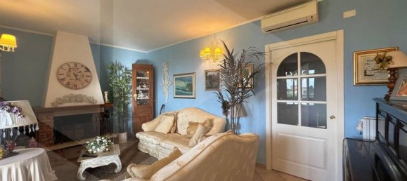 4 rooms Duplex in Ponsacco, Italy No. 27022 5