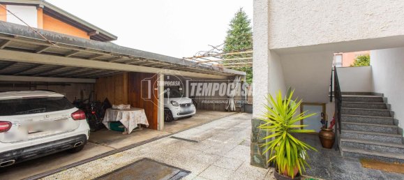 9-Zimmer Villa in Castellanza, Italy, Nr. 11631 30