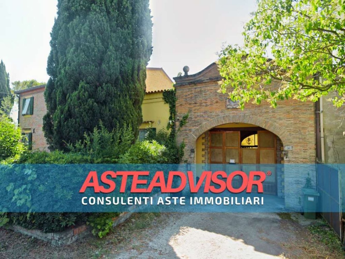 Villa de 15 habitaciónes en Riccione, Italy No. 276290