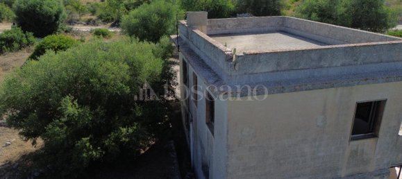 Вилла с 4 комнатами в Ното, Италия № 299645 5