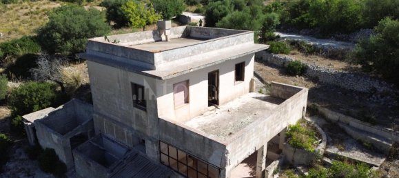 Вилла с 4 комнатами в Ното, Италия № 299645 4