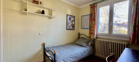 6 bedrooms House in Dole, France No. 358460 8