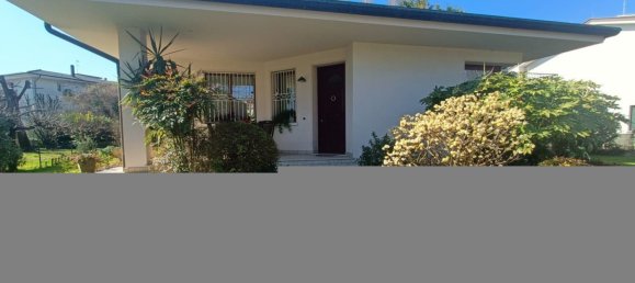 6-salle Villa à Salgareda, Italy No. 228357 2