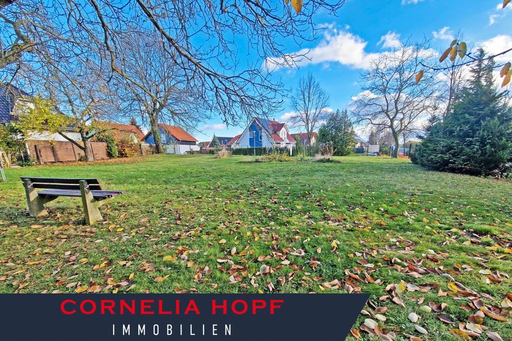  Land in Erfurt, Germany No. 226103