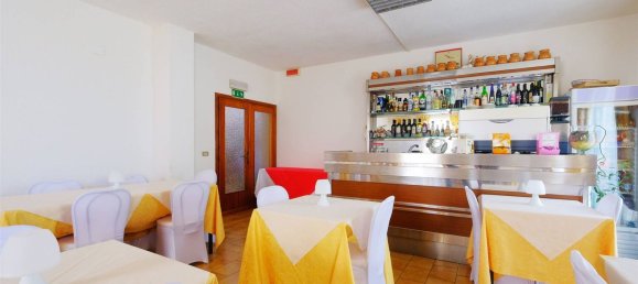 1180m² Building in Passignano sul Trasimeno, Italy No. 143443 28