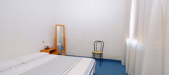 1180m² Building in Passignano sul Trasimeno, Italy No. 143443 44