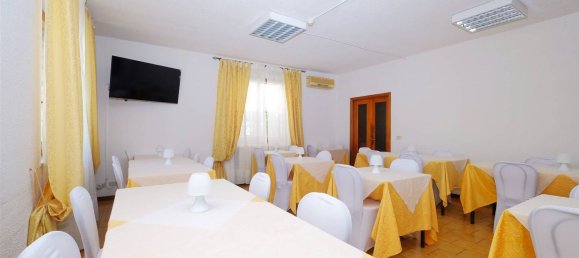 1180m² Building in Passignano sul Trasimeno, Italy No. 143443 21