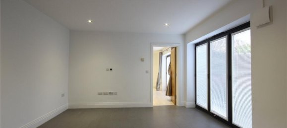 2 bedrooms Apartment in Cuffley, United Kingdom No. 6557 21