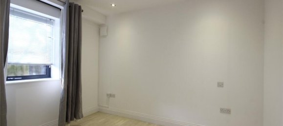 2 bedrooms Apartment in Cuffley, United Kingdom No. 6557 12