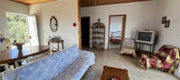 Коммерческая недвижимость с 2 спальнями в Ханья, Греция № 8856 10