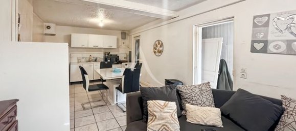 Casa de 3 dormitorios en Fumel, France No. 315960 4