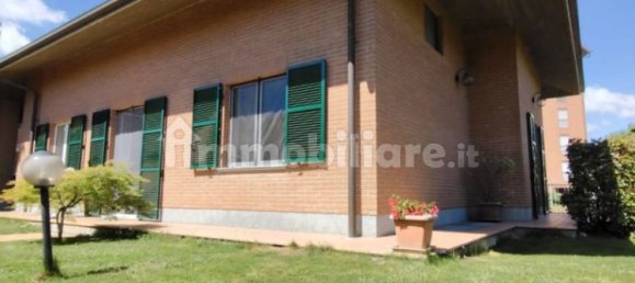 3 bedrooms Villa in Alessandria, Italy No. 306576 2