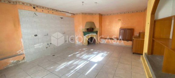 3 Schlafzimmer Wohnung in Pozzuoli, Italy, Nr. 268484 8