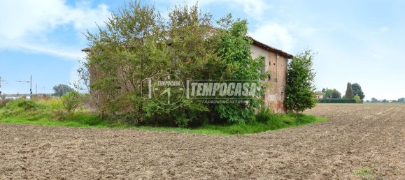 Terrain à Crevalcore, Italy No. 345972 9