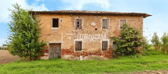 Terrain à Crevalcore, Italy No. 345972 2