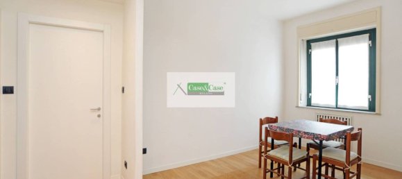 2 bedrooms Apartment in Milan, Italy No. 331598 9