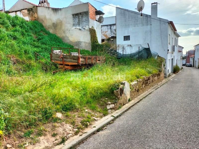 313m² Land in Chamusca, Portugal No. 251003