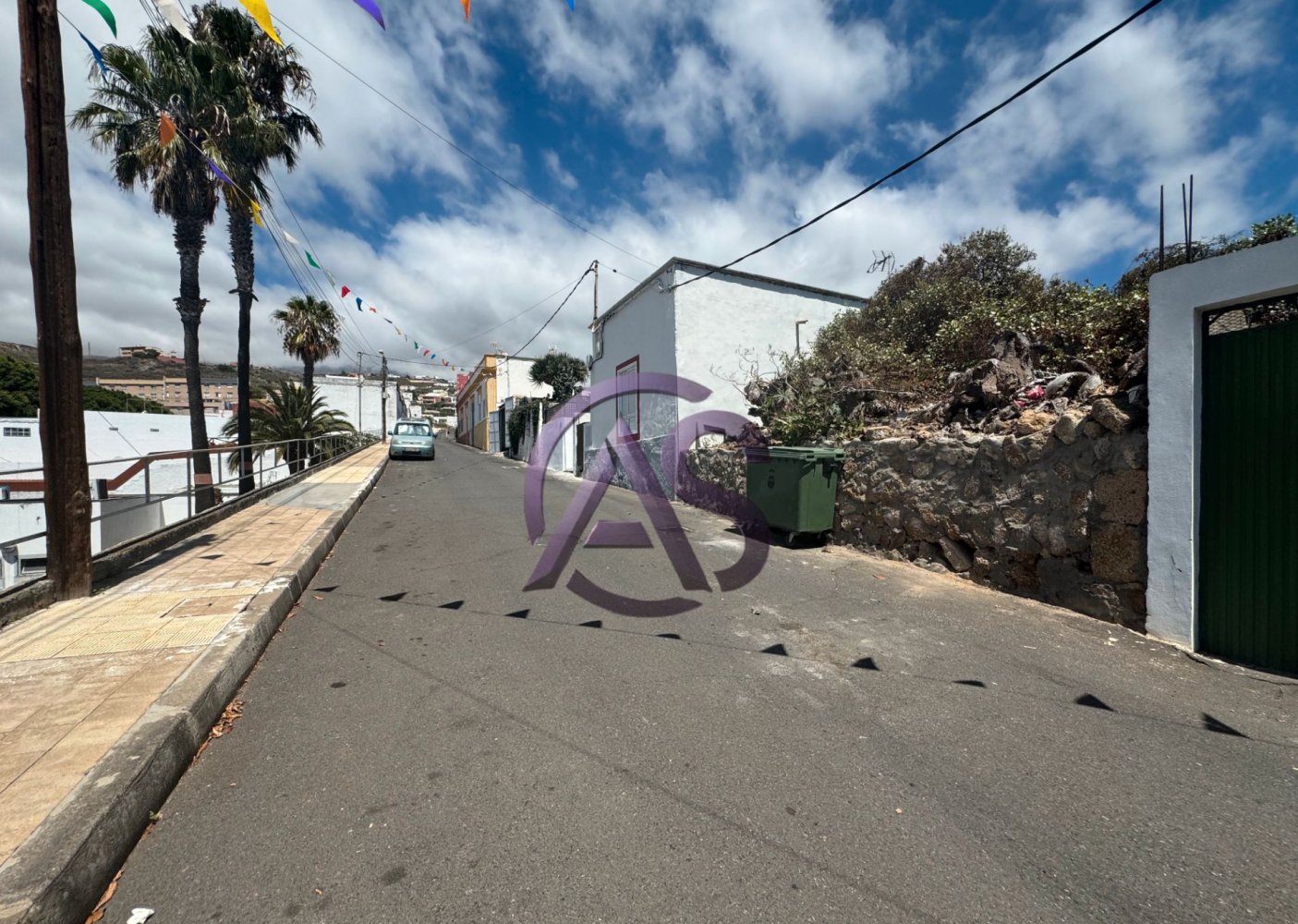 97m² Land in Fasnia, Spain No. 210216