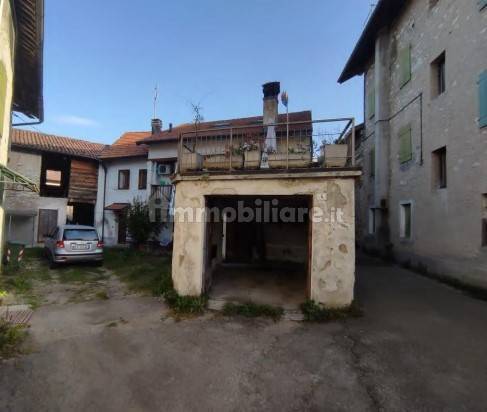 Casa de 2 dormitorios en Belluno, Italy No. 209880