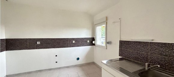 172m² Building in Grostenquin, France No. 232511 2