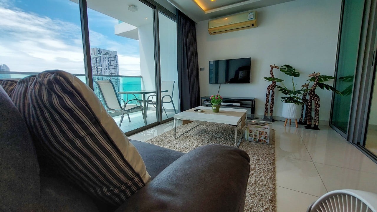 1 bedroom Condo in Pattaya, Thailand No. 192