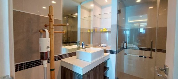 1 bedroom Condo in Pattaya, Thailand No. 192 5