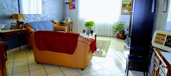 5 rooms Apartment in Rivalta di Torino, Italy No. 71491 4