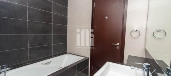 2 bedrooms Building in Al Reem Island, UAE No. 2674 8